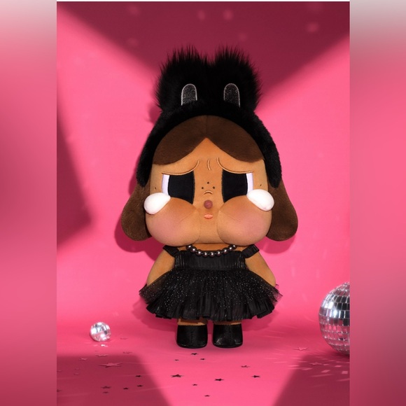 POP MART Other - ❌SOLD❌ Crybaby 🖤 Shiny Shiny Black 🖤